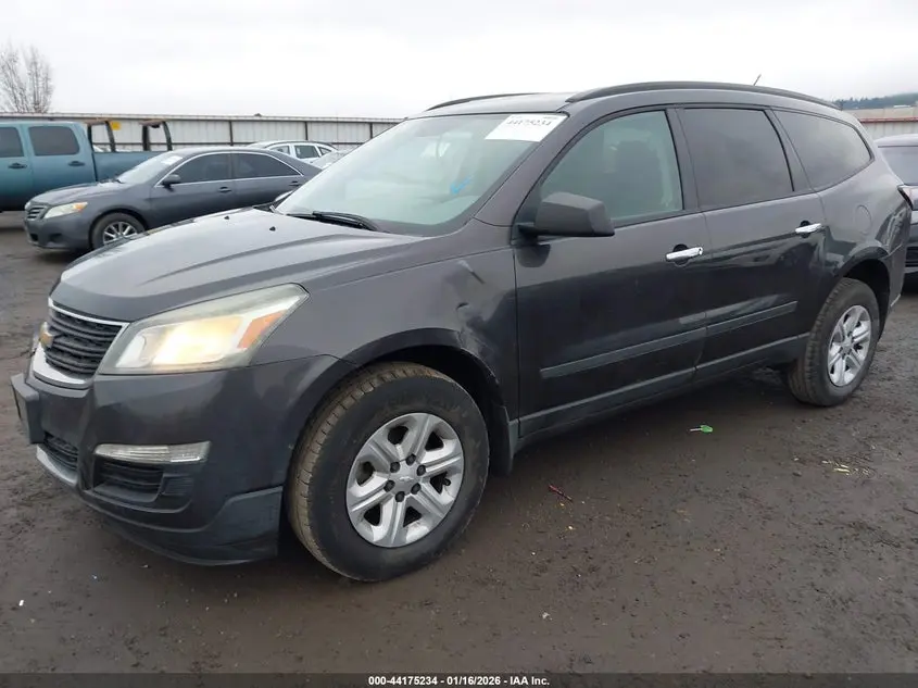 2014 CHEVROLET TRAVERSE LS