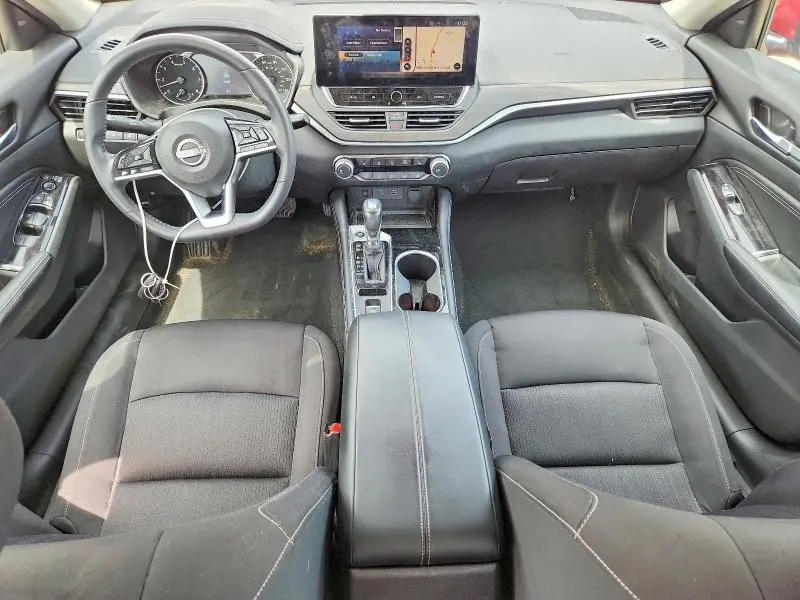 2023 NISSAN ALTIMA SV  