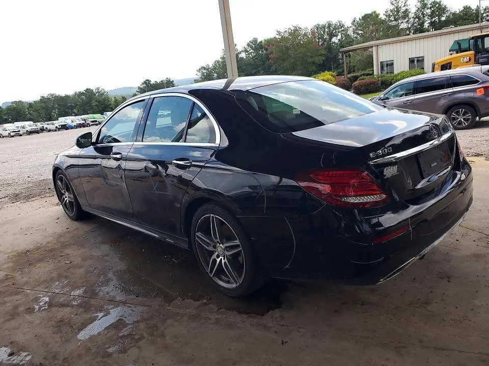 2017 MERCEDES-BENZ E 300  