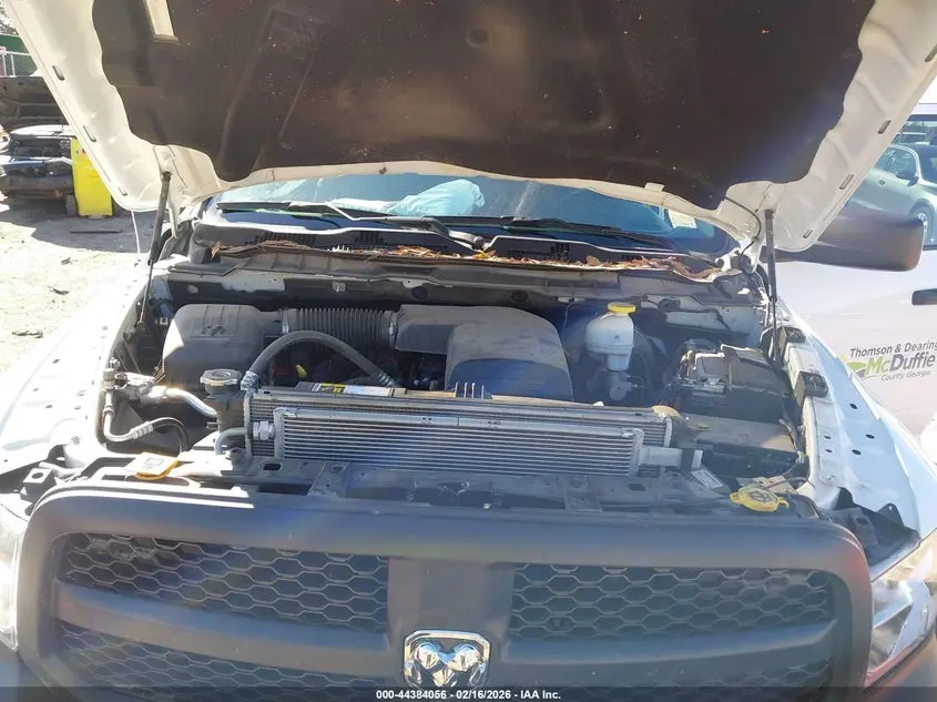 2022 RAM 1500 CLASSIC TRADESMAN  4X4 5'7 BOX