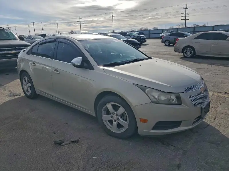 2014 CHEVROLET CRUZE LT  