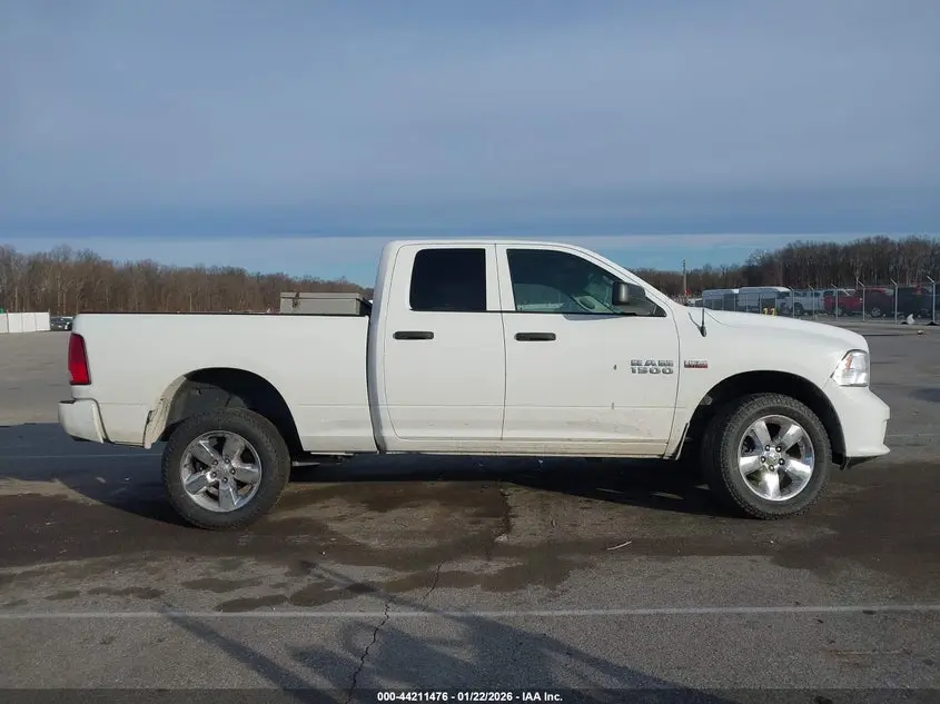 2018 RAM 1500 EXPRESS  4X4 6'4 BOX