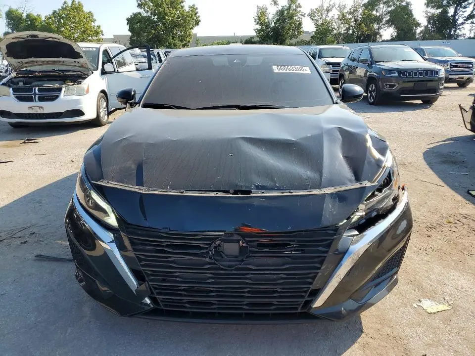 2024 NISSAN ALTIMA SL  
