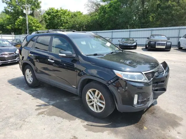 2015 KIA SORENTO LX  