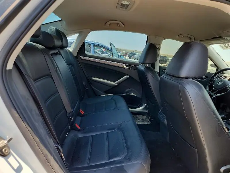 2018 VOLKSWAGEN PASSAT S  