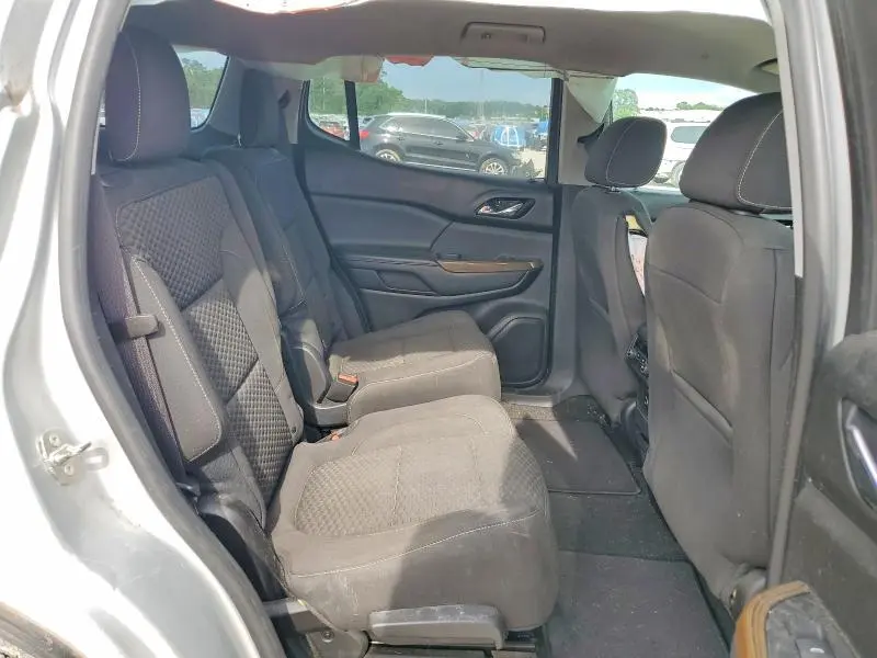 2017 GMC ACADIA SLE  