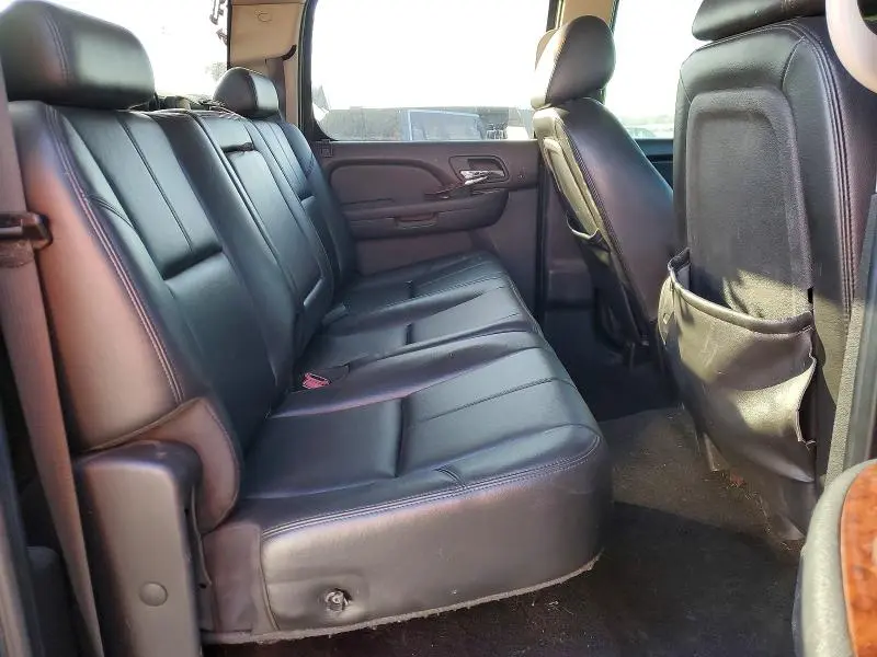 2010 GMC SIERRA K2500HD SLT 4WD 6.6L V8 TDSL