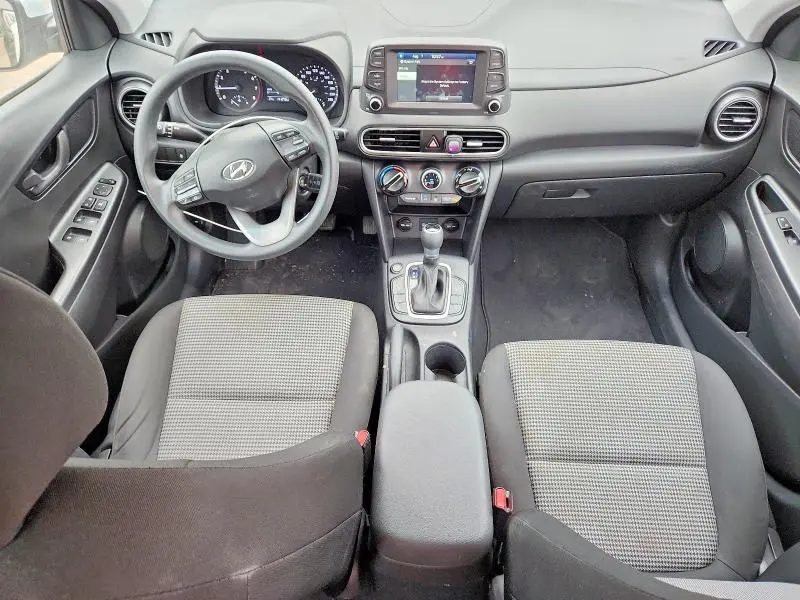 2018 HYUNDAI KONA SE  