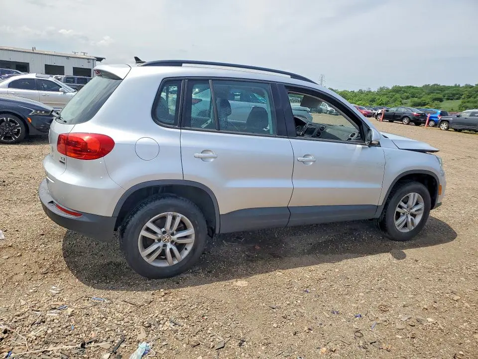 2017 VOLKSWAGEN TIGUAN S  