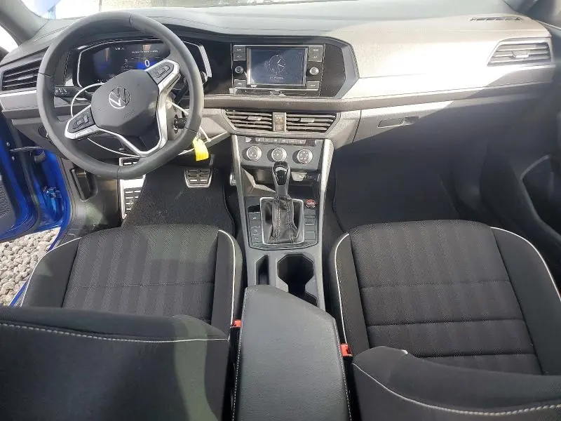 2024 VOLKSWAGEN JETTA SPORT  