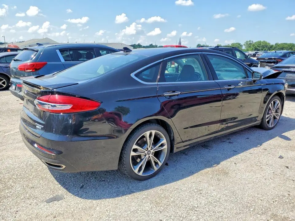 2020 FORD FUSION TITANIUM  