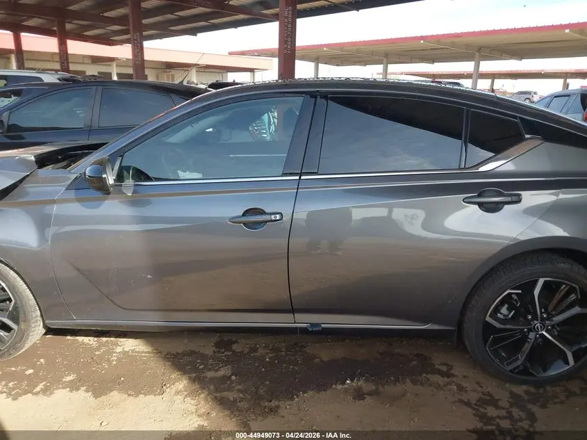 2023 NISSAN ALTIMA SR FWD