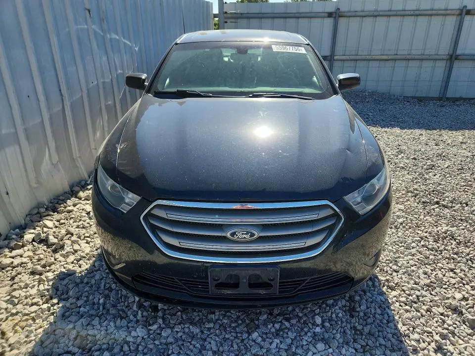 2015 FORD TAURUS SEL  