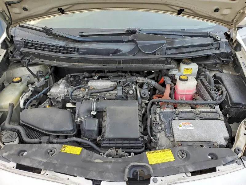 2010 TOYOTA PRIUS III  