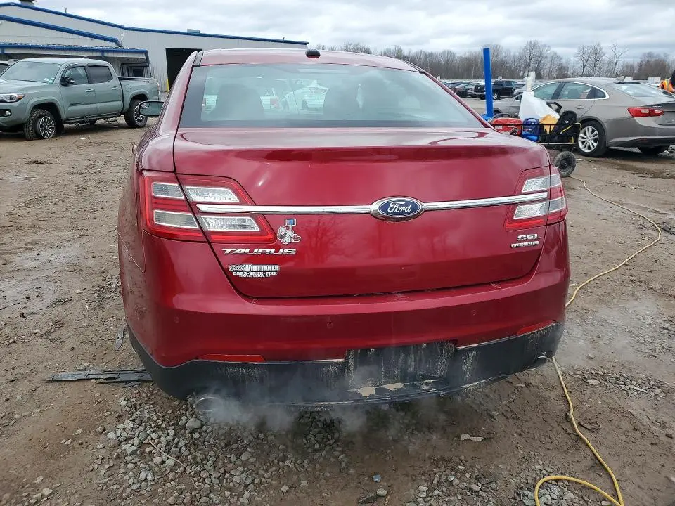 2019 FORD TAURUS SEL  