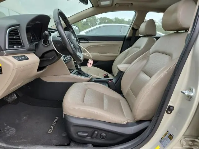 2017 HYUNDAI ELANTRA   