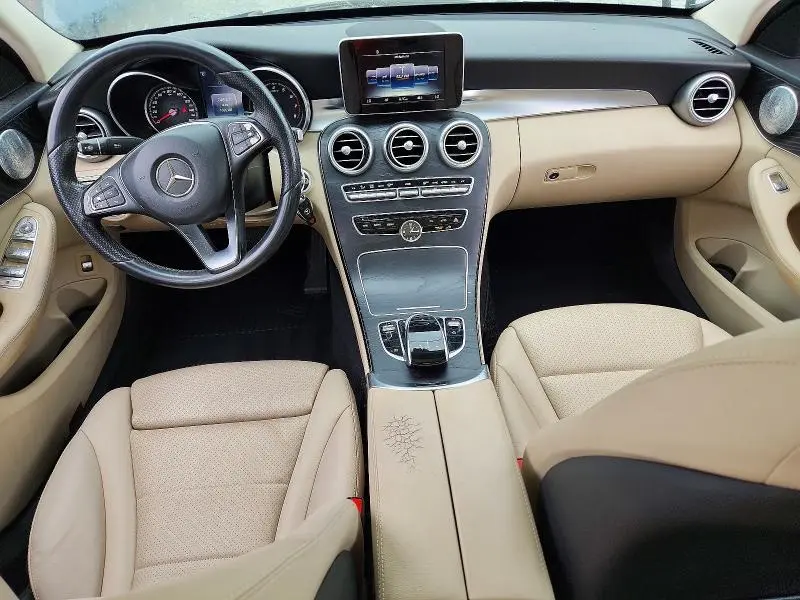 2016 MERCEDES-BENZ C 300  