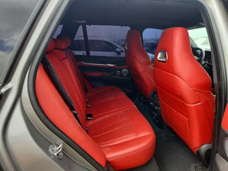 2016 BMW X5 M  
