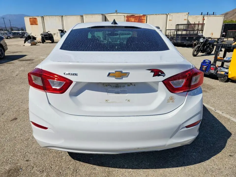 2018 CHEVROLET CRUZE LS  