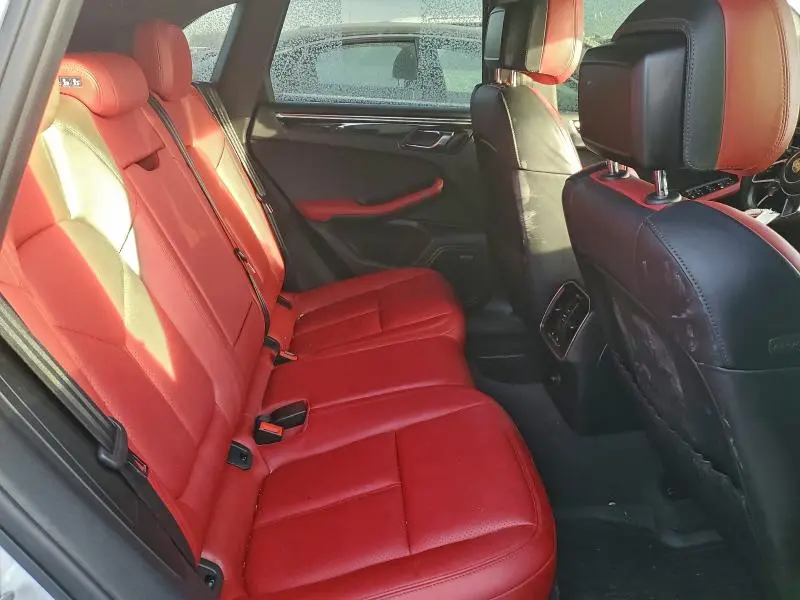 2017 PORSCHE MACAN S  