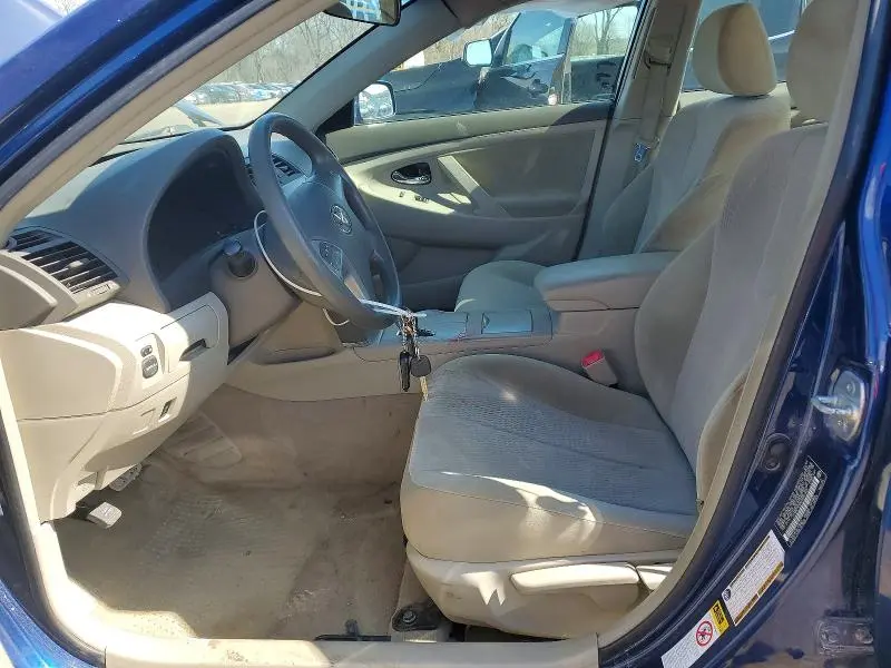2010 TOYOTA CAMRY BASE  