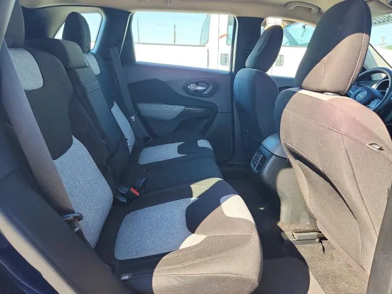 2014 JEEP CHEROKEE SPORT  