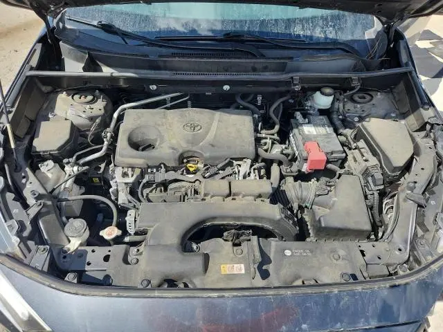 2019 TOYOTA RAV4 XLE  