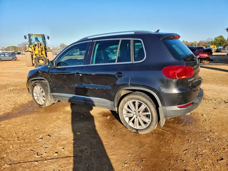 2013 VOLKSWAGEN TIGUAN S  