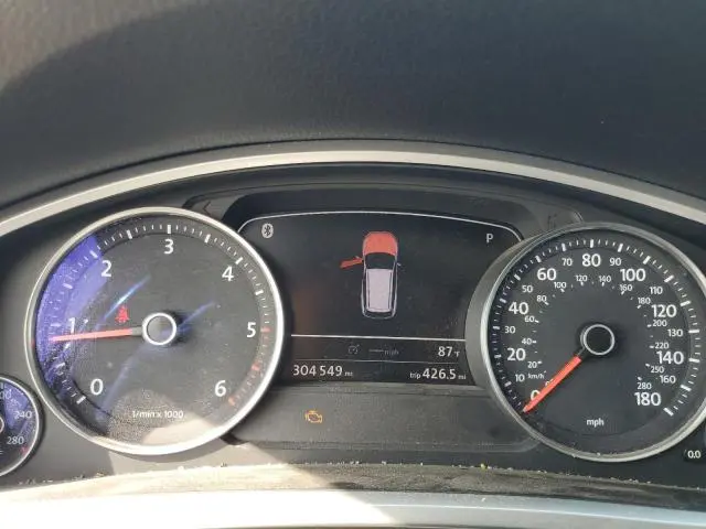 2012 VOLKSWAGEN TOUAREG V6 TDI  