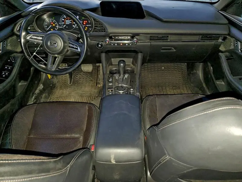 2022 MAZDA 3 PREMIUM  