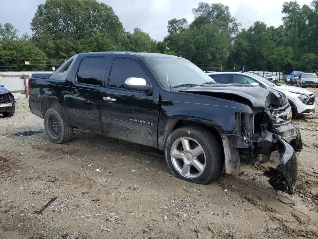 2011 CHEVROLET AVALANCHE LT  