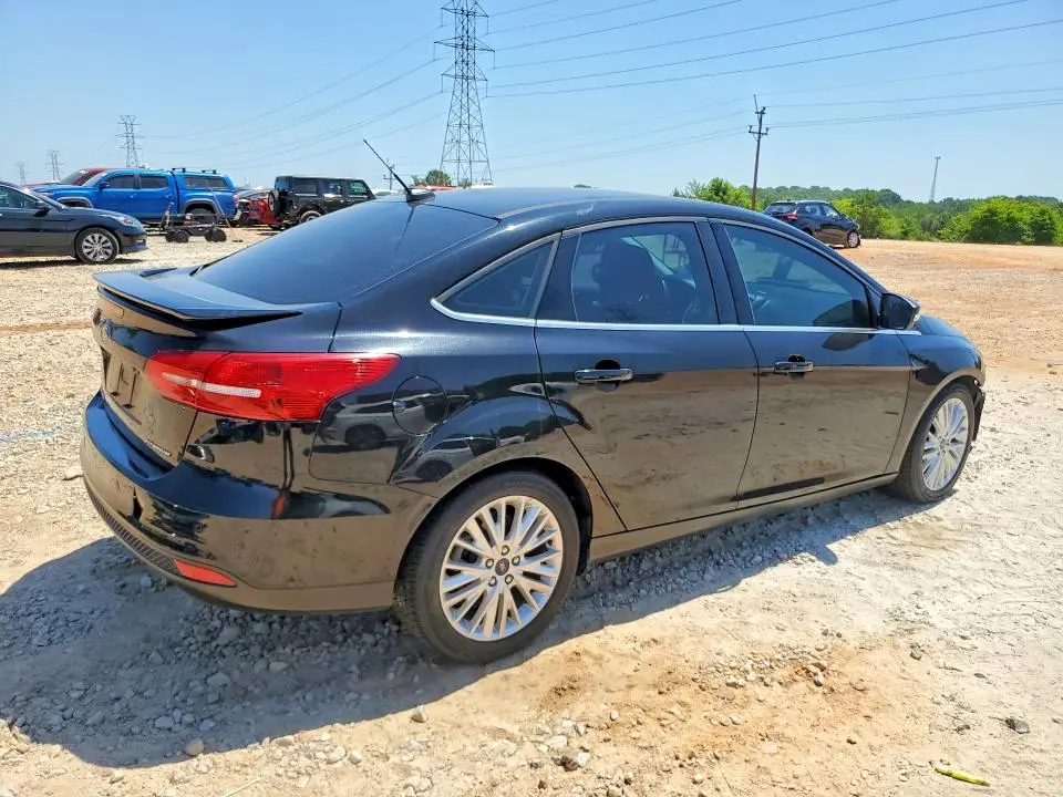 2017 FORD FOCUS TITANIUM  