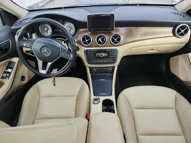 2015 MERCEDES-BENZ GLA 250  