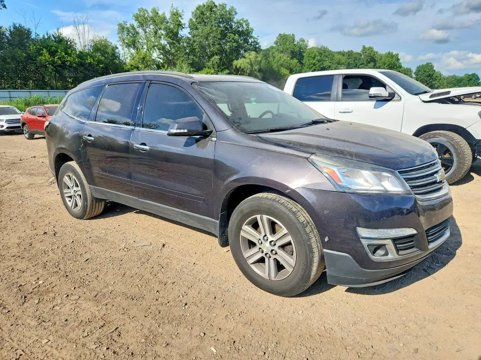 2016 CHEVROLET TRAVERSE LT  