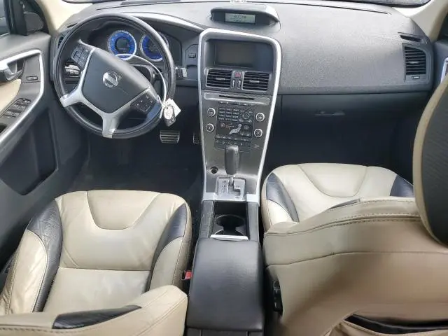 2011 VOLVO XC60 T6  