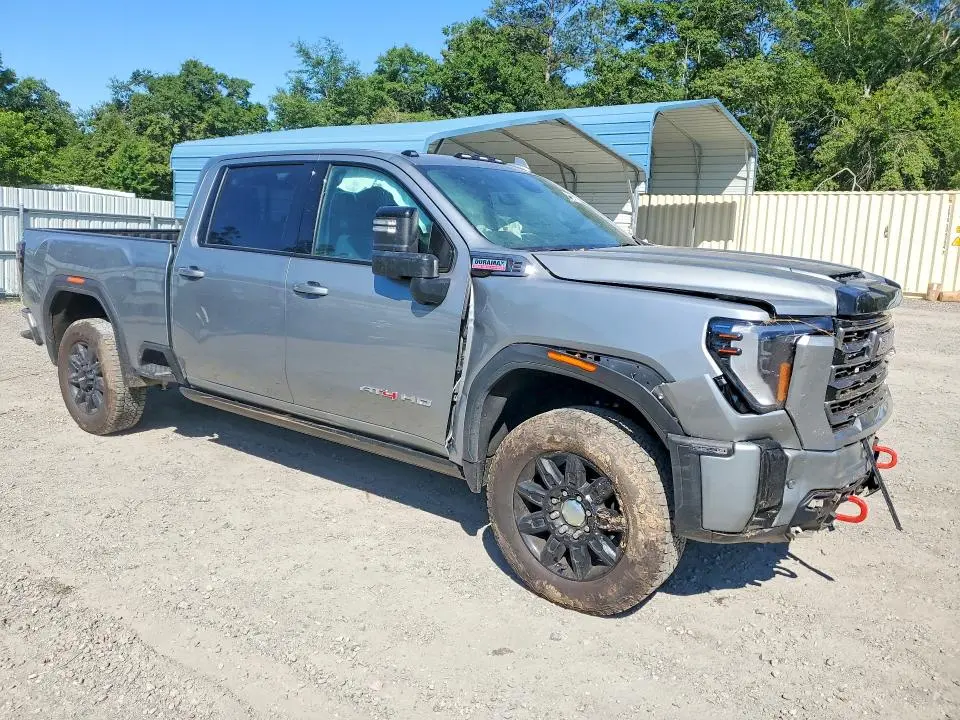 2025 GMC SIERRA K2500 AT4  