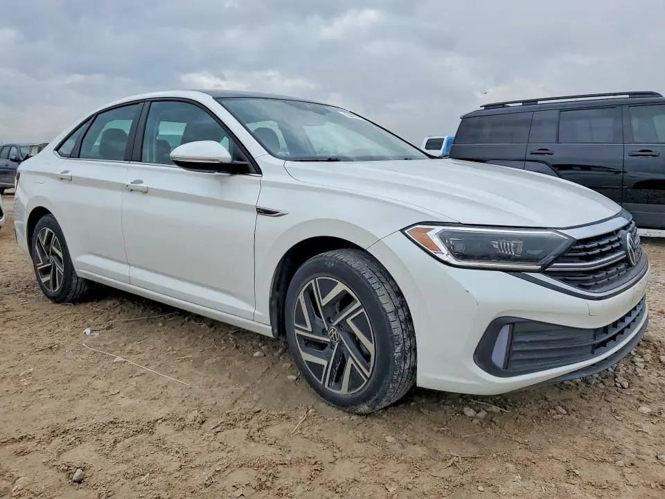 2024 VOLKSWAGEN JETTA SEL  