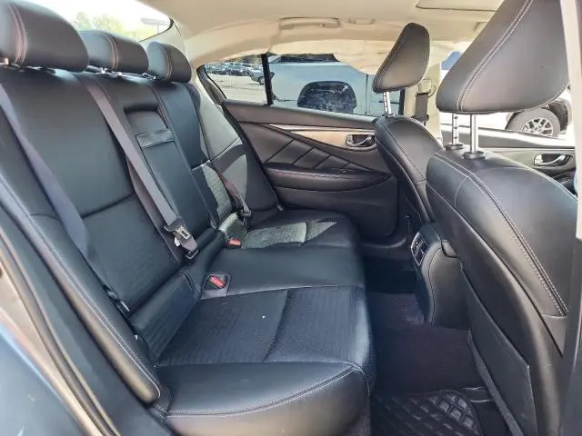 2018 INFINITI Q50 LUXE  