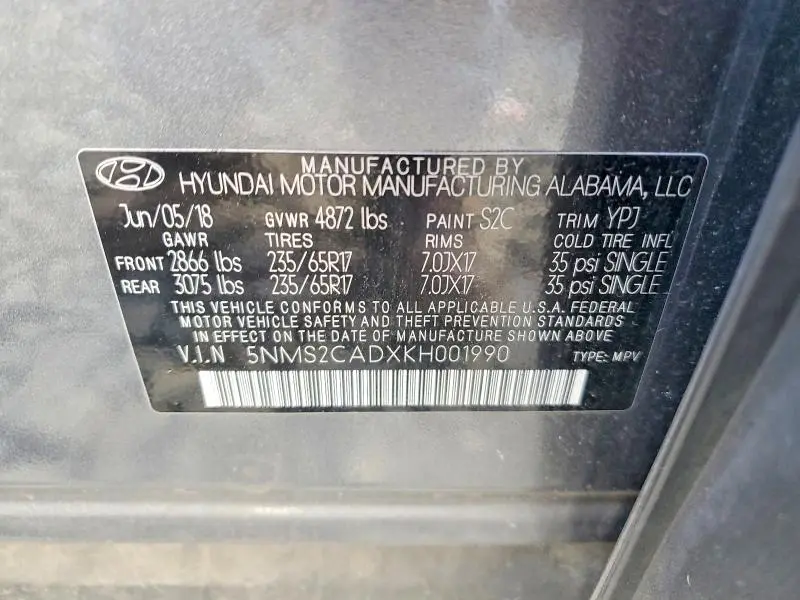 2019 HYUNDAI SANTA FE SE  