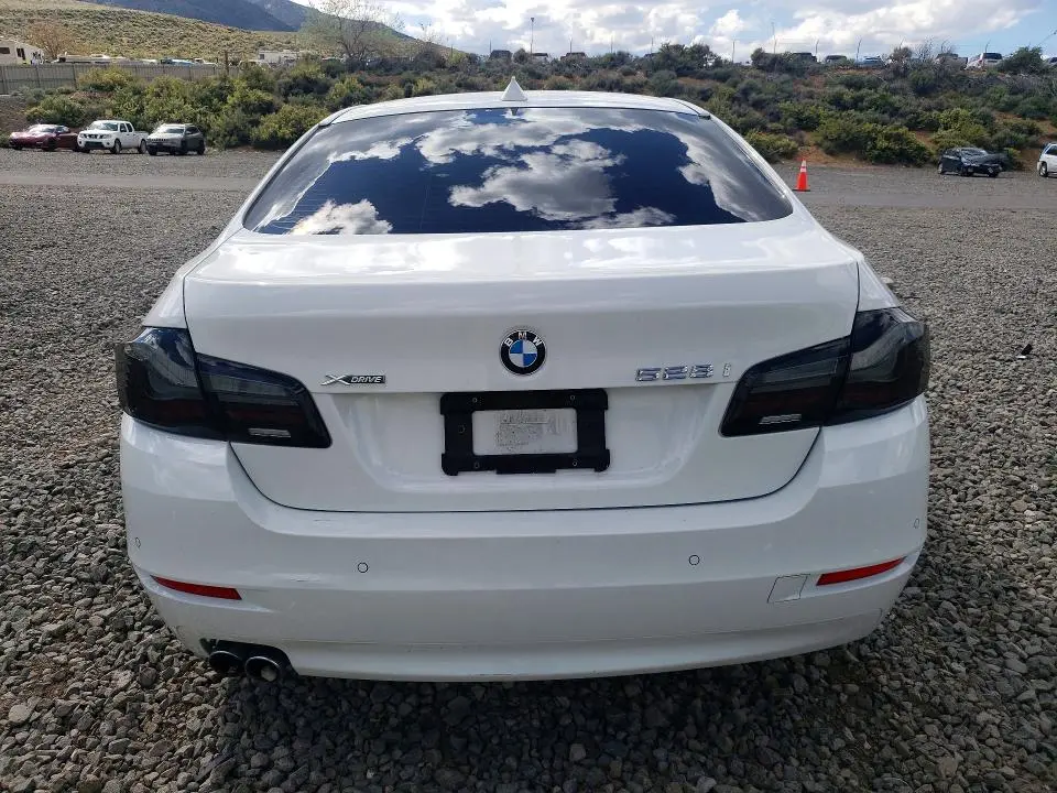 2014 BMW 528 XI  