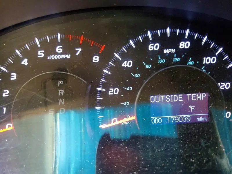 2011 TOYOTA CAMRY XLE  