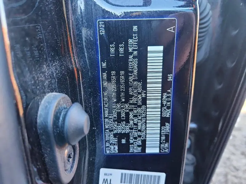 2022 TOYOTA HIGHLANDER XLE  