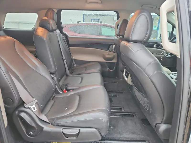 2025 KIA CARNIVAL LXS  