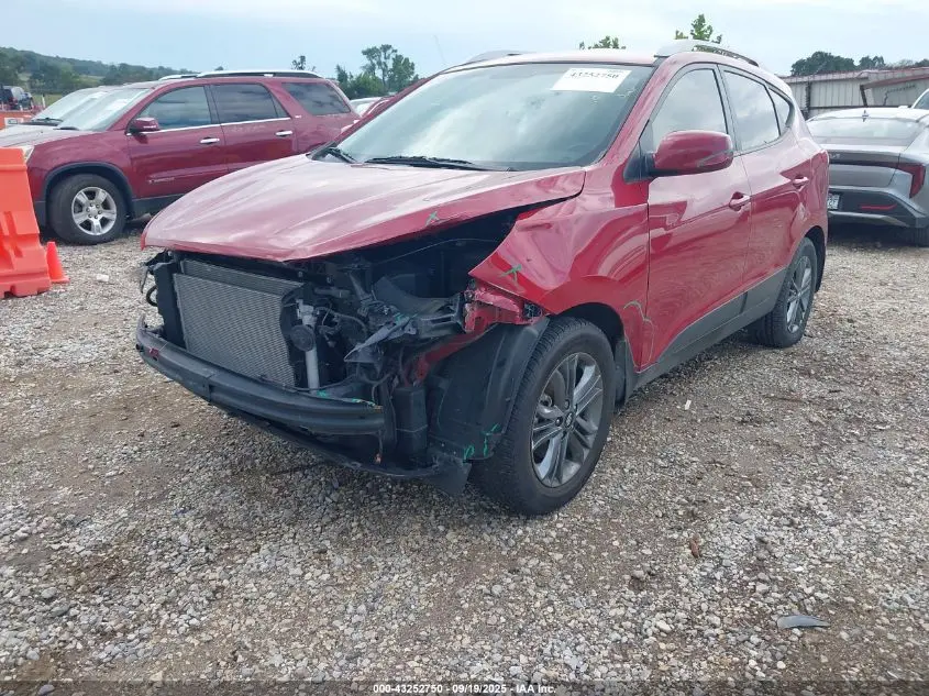 2015 HYUNDAI TUCSON SE