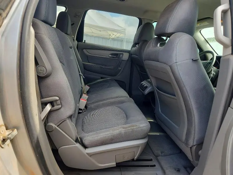2017 CHEVROLET TRAVERSE LS  