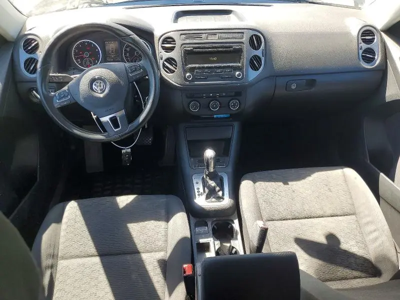2014 VOLKSWAGEN TIGUAN S  