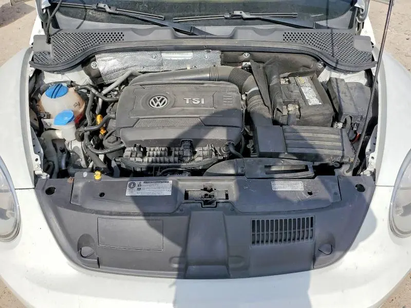 2015 VOLKSWAGEN BEETLE 1.8T  