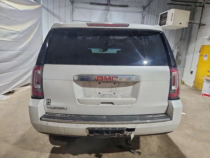 2016 GMC YUKON DENALI  