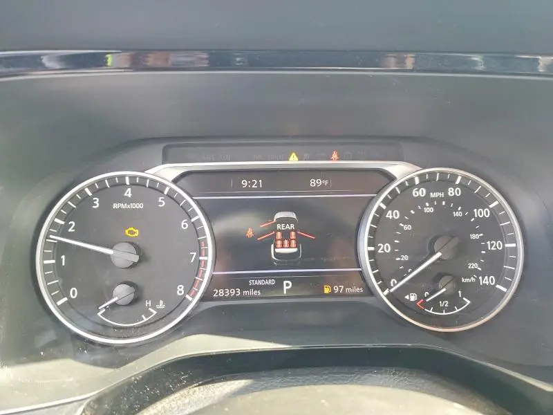 2024 NISSAN PATHFINDER SL  