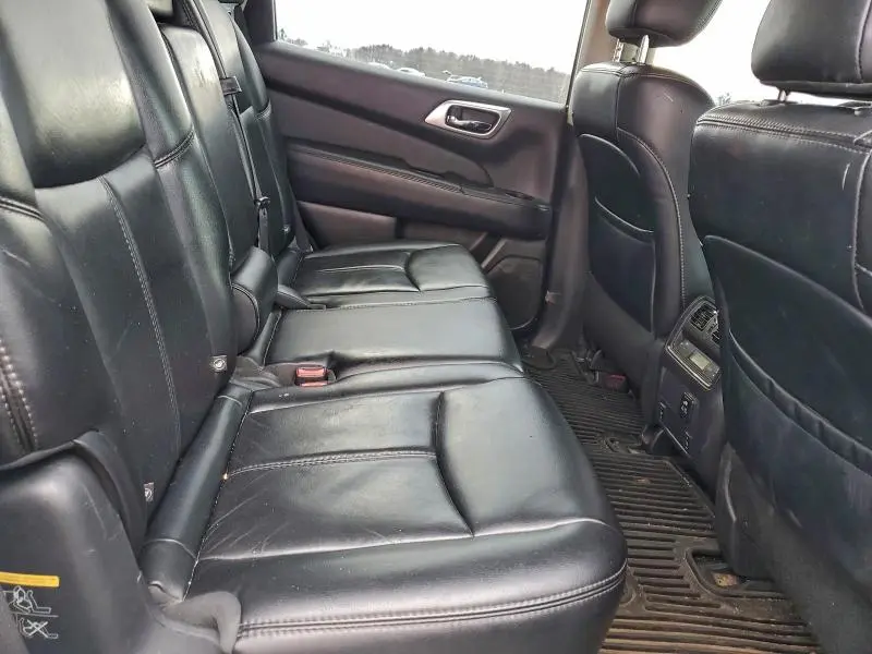 2015 NISSAN PATHFINDER S  